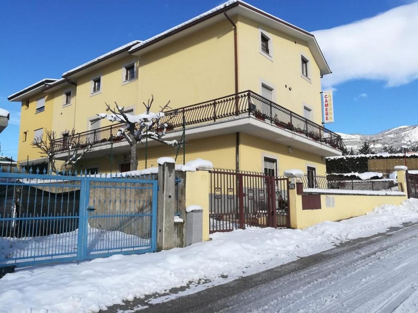 Poggio Picenze Complesso Turistico Aurora - Camere B&B المظهر الخارجي الصورة