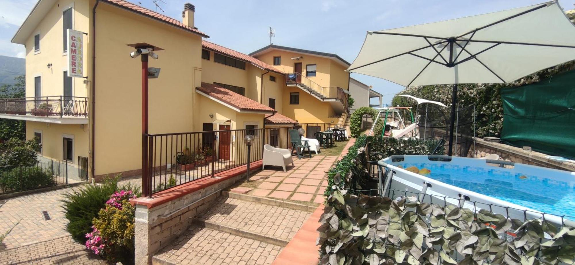 Poggio Picenze Complesso Turistico Aurora - Camere B&B المظهر الخارجي الصورة
