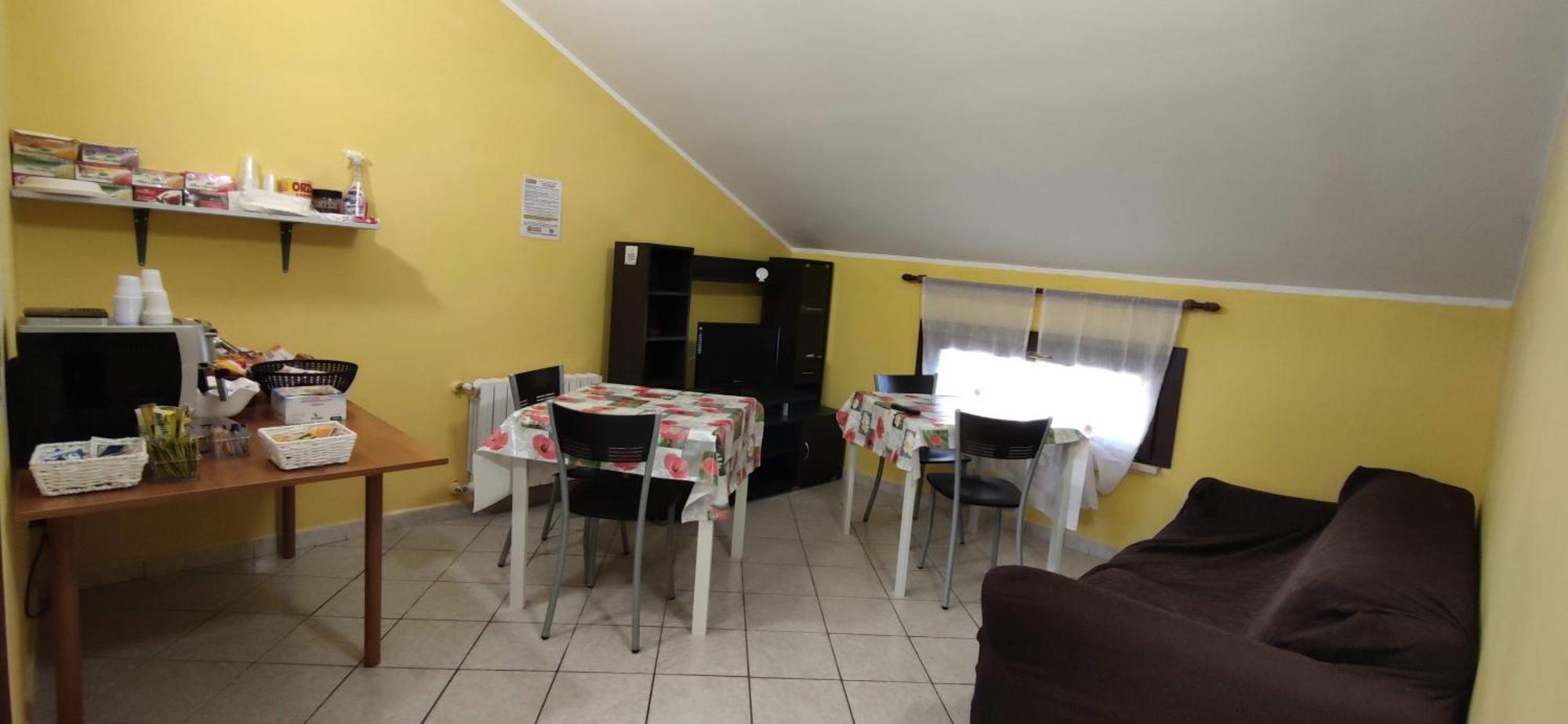 Poggio Picenze Complesso Turistico Aurora - Camere B&B المظهر الخارجي الصورة
