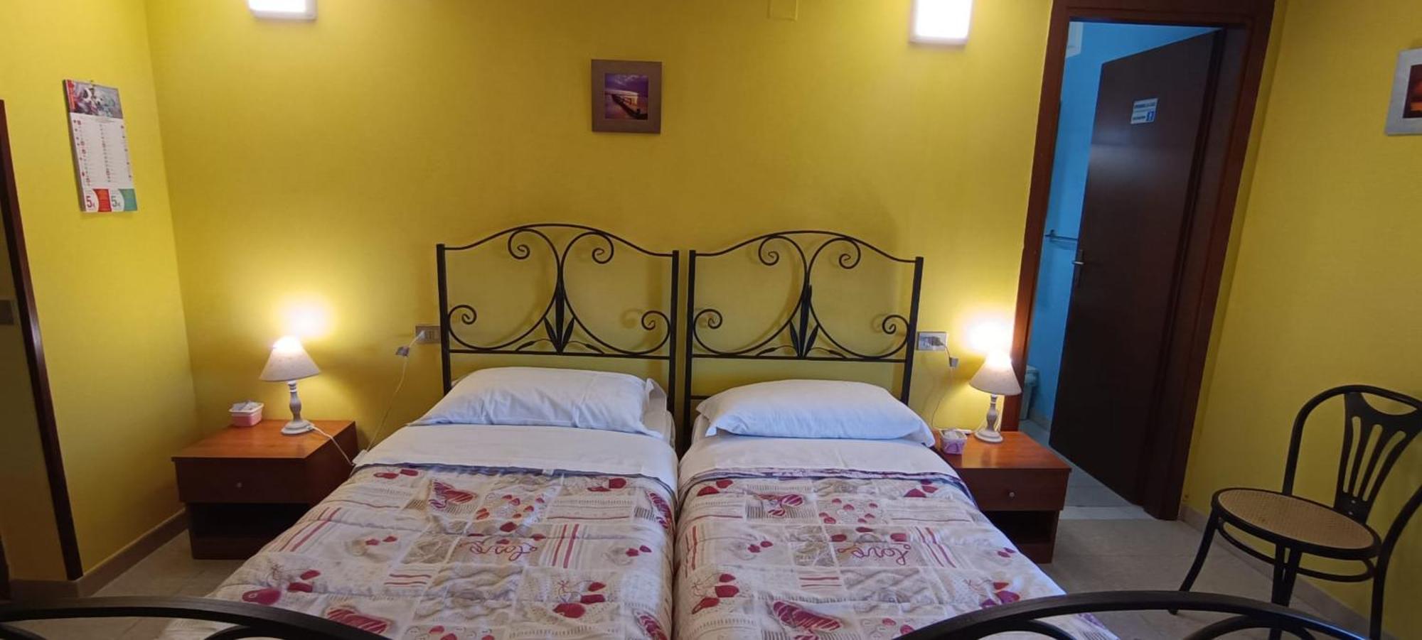 Poggio Picenze Complesso Turistico Aurora - Camere B&B المظهر الخارجي الصورة