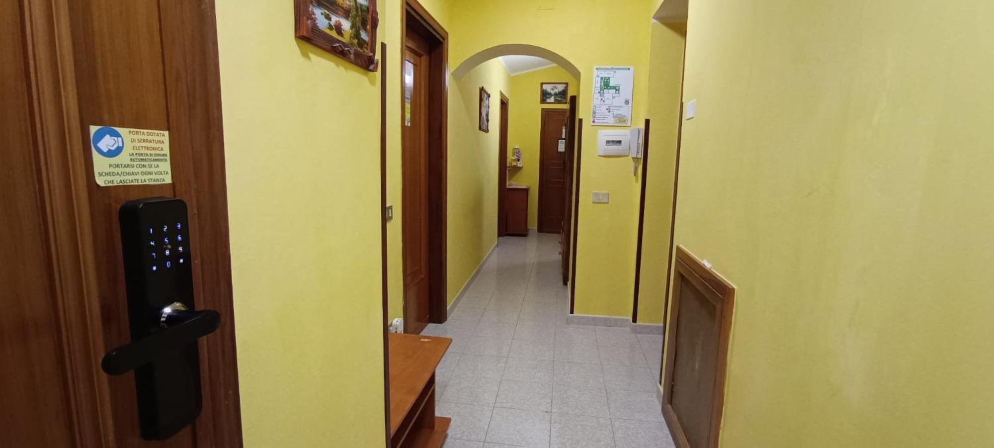 Poggio Picenze Complesso Turistico Aurora - Camere B&B المظهر الخارجي الصورة